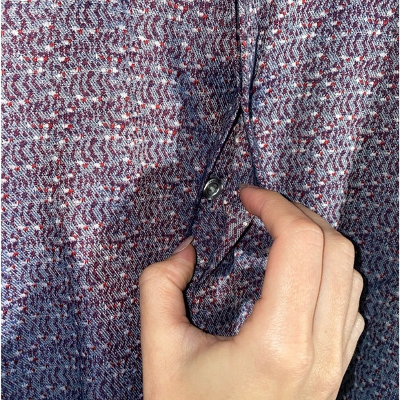 NWOT Perry Ellis Burgundy Floral Button Down Men’s Shirts size M - Picture 9 of 9